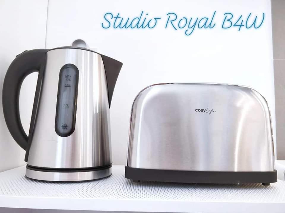 Studio Royal By Beds4Wanderlust - Place Du Marche Avec Parking Prive Fontainebleau Oda fotoğraf