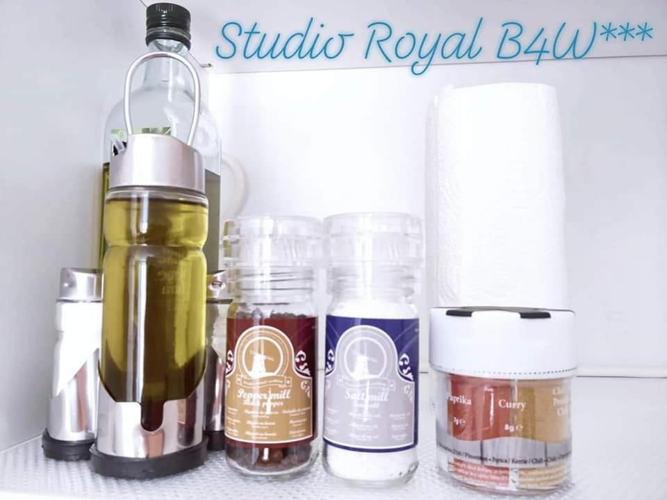 Studio Royal By Beds4Wanderlust - Place Du Marche Avec Parking Prive Fontainebleau Oda fotoğraf