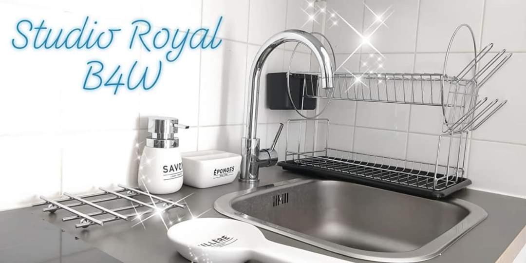 Studio Royal By Beds4Wanderlust - Place Du Marche Avec Parking Prive Fontainebleau Oda fotoğraf