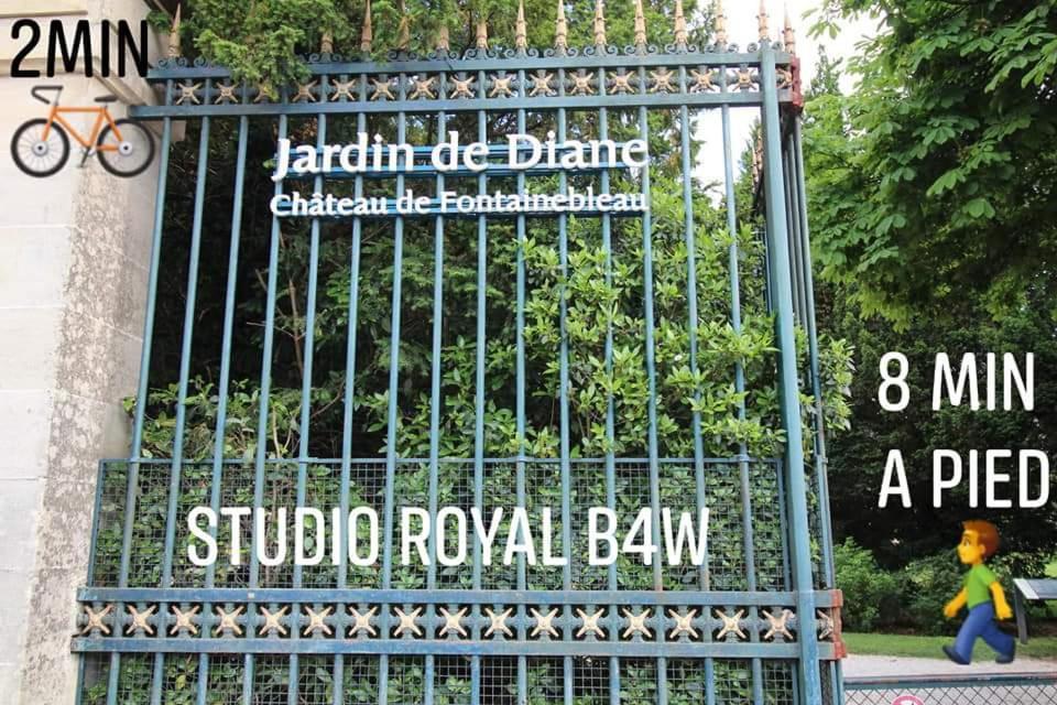 Studio Royal By Beds4Wanderlust - Place Du Marche Avec Parking Prive Fontainebleau Oda fotoğraf