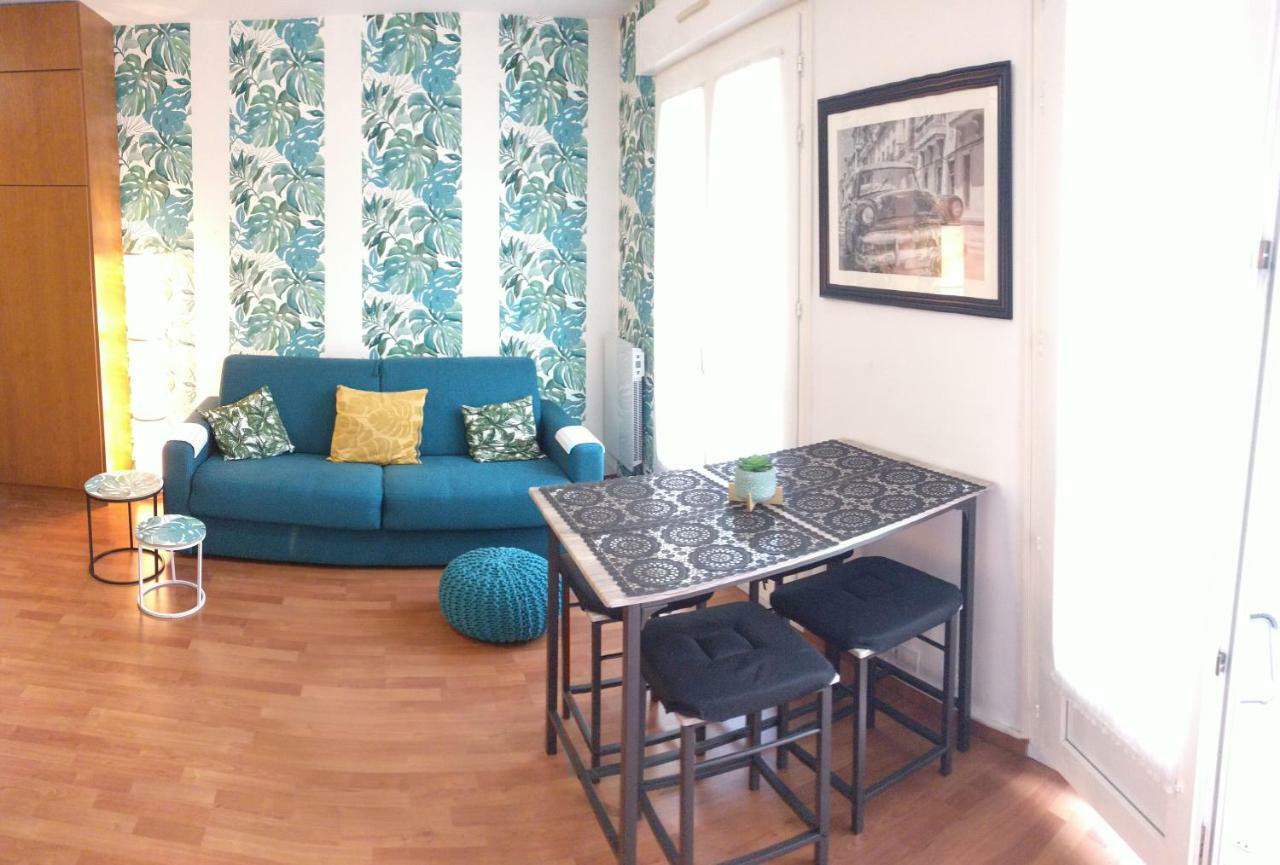 Studio Royal By Beds4Wanderlust - Place Du Marche Avec Parking Prive Fontainebleau Dış mekan fotoğraf