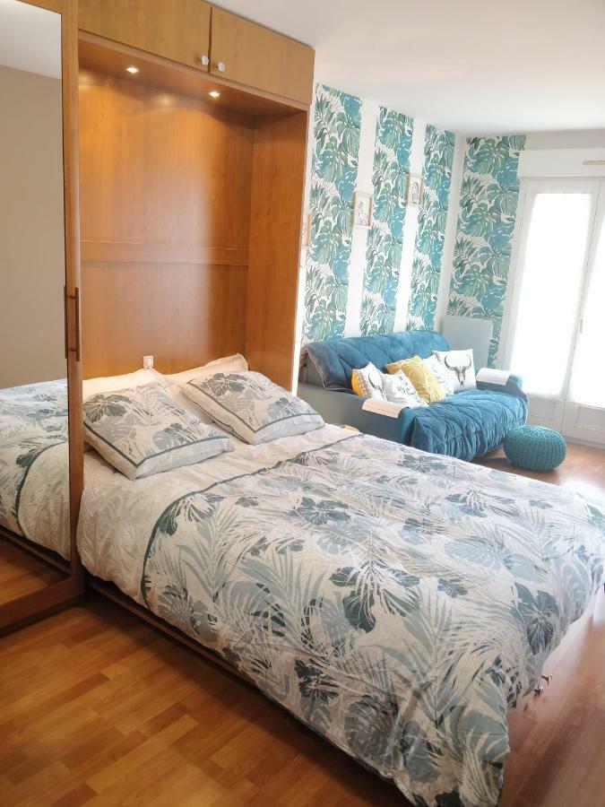 Studio Royal By Beds4Wanderlust - Place Du Marche Avec Parking Prive Fontainebleau Dış mekan fotoğraf
